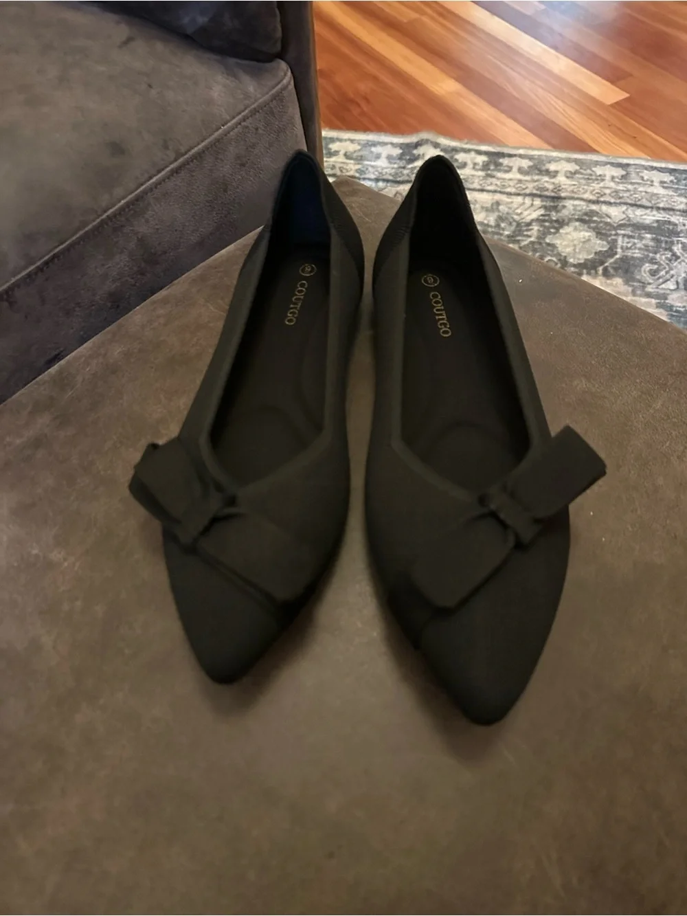Ultra Cozy Black Pointed Bow Flats - Women Shoes Size 9